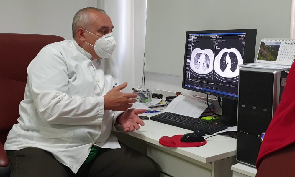 Medicul Dan Crainic a suferit un infarct în timp ce era la serviciu. Managerul Spitalului Județean Alba: “E al doilea ATI-ist care face infarct din cauza epuizării”