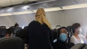 Mega-scandal în avion! Mama și cei șase copii ai ei au fost dați jos. Refuzase să… VIDEO