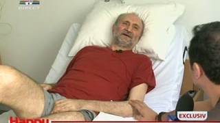 VIDEO Serban Ionescu, ingrijit de mama lui de 80 de ani: "Sotia mea, Magda Catone, nu a putut sa faca fata situatiei. Intre noi e o relatie icebelica"