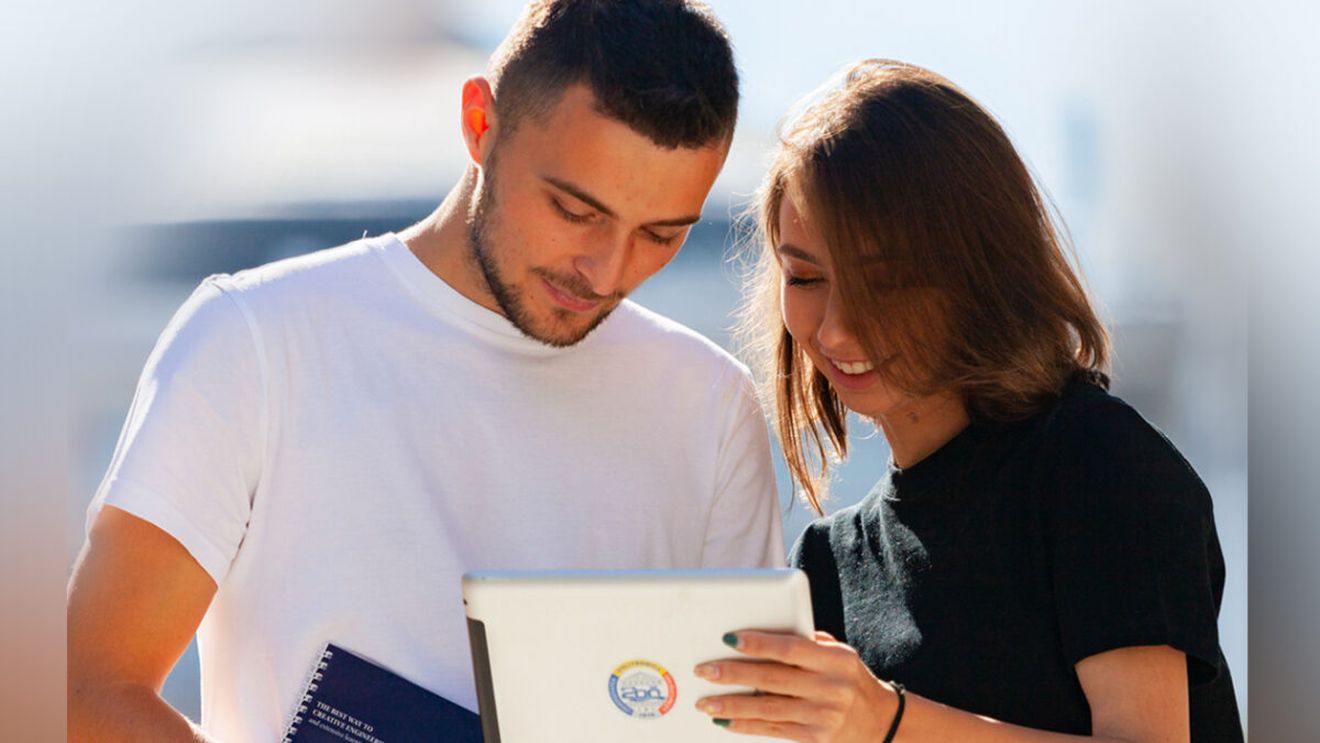 (P) 4 întrebări pe care să ți le adresezi când alegi ce facultate să urmezi