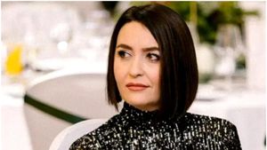 Amalia Năstase, război deschis cu Poliția! Vedeta tună și fulgeră: „Vouă nu vă e, mă, rușine?”