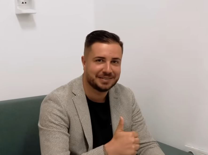 Fostul soț al Roxanei Vașniuc ar fi fost dus la secția de poliție