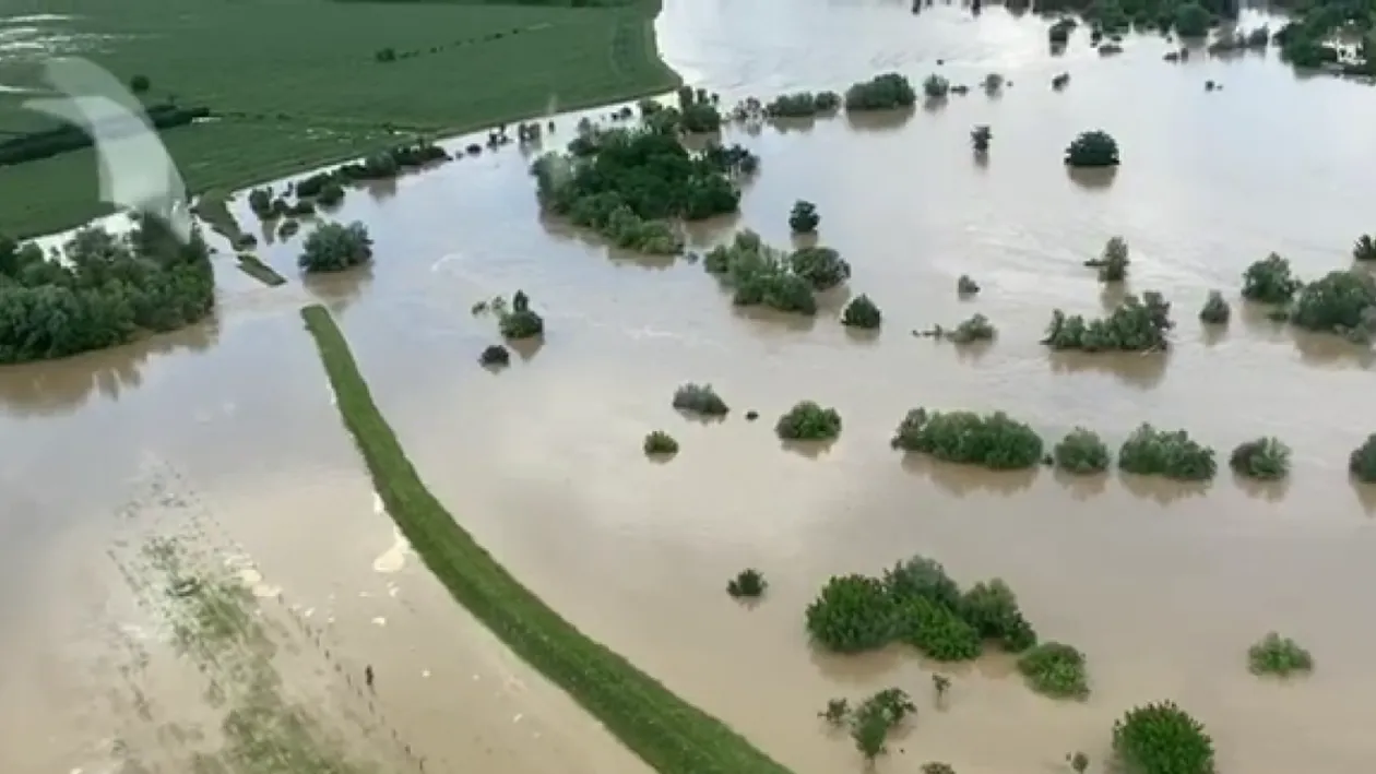 Alertă METEO! Galați, sub avertizare cod roșu de inundații