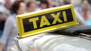 Taximetriștii protestează în Capitală: „Ne obligă să devenim sclavii lor!”