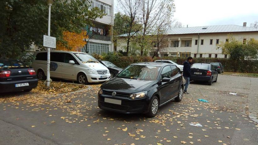 Întâmplare halucinantă la Iaşi. Un tânăr şi-a găsit maşina plină de fecale după ce…