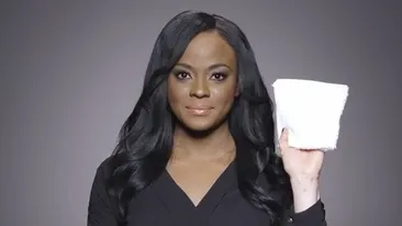 VIDEO Confesiunea unei dureri fara margini! Ce se intampla cu aceasta femeie cand se demachiaza: O sa ramai fara cuvinte!