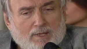 O poza de colectie! Paunestii la a patra generatie! N-o sa crezi cum arata laolalta toti stranepotii marelui poet!