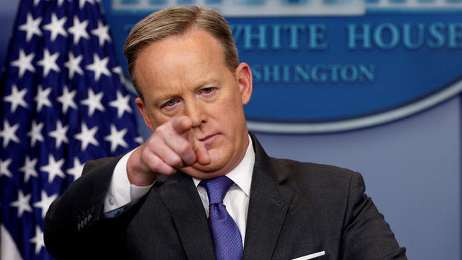 Sean Spicer, purtătorul de cuvânt al lui Trump, şi-a dat demisia!