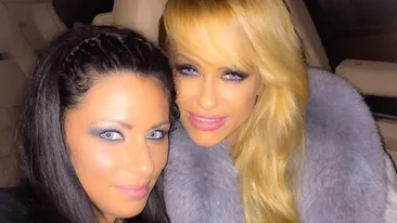 Ritualul de neinteles al Roxanei Vancea şi al Andei Adam! Ce faceau la 1:30 noaptea, departe de ochii curioşilor!