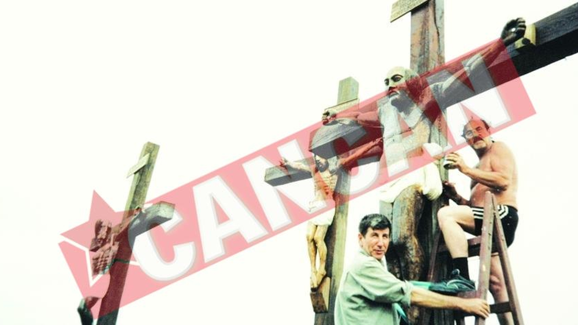 Au refacut Drumul Crucii