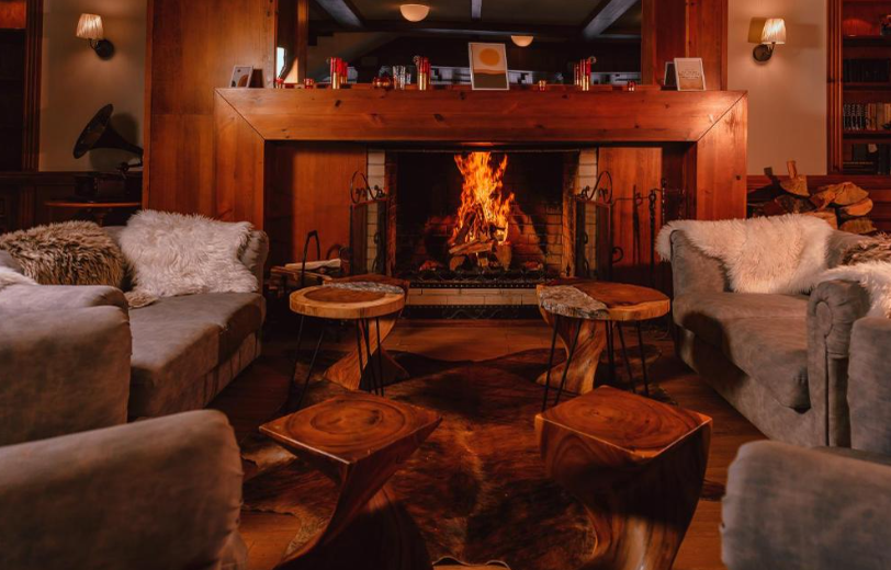 Hotelul Green Life Bansko 4* este situat la poalele muntelui Pirin/ sursă foto: Booking