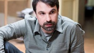 Alexandru Papadopol, acuzat că și-ar fi părăsit iubita actriță înainte de nuntă. Primele declarații ale actorului