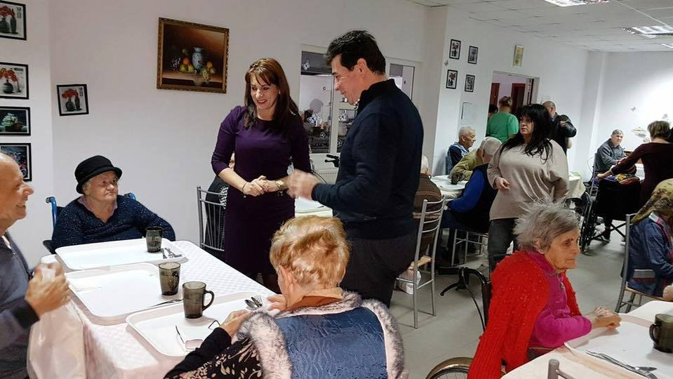Cutremurător. Căminul de bătrâni din Vâlcea îşi închide porţile din cauza coronavirusului! Bătrânii sunt trimişi acasă