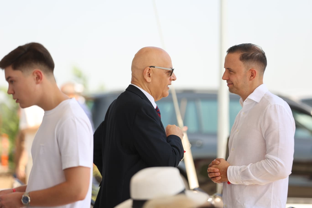 Cum și-au făcut apariția Nadia Comăneci, Ion Țiriac, Gică Hagi și Ilie Năstase în Otopeni. Sala de gimnastică denumită după marea campioană, inaugurată la jubileul primului 10 perfect de la Montreal