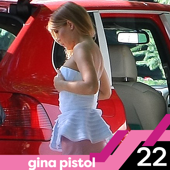 Top 30 sexy-vedete care nu și-au ținut mâinile „acasă” în public