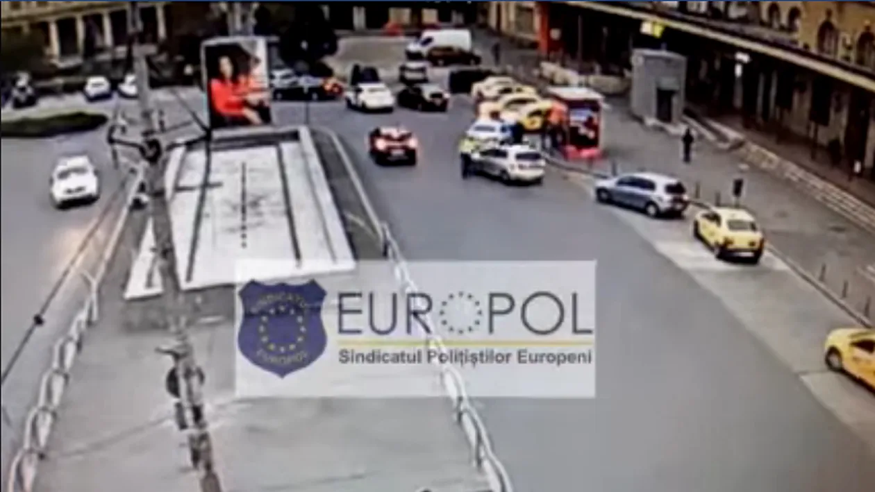 Polițist izbit cu mașina în București! Șoferul a fugit, imaginile au fost surprinse de camere VIDEO