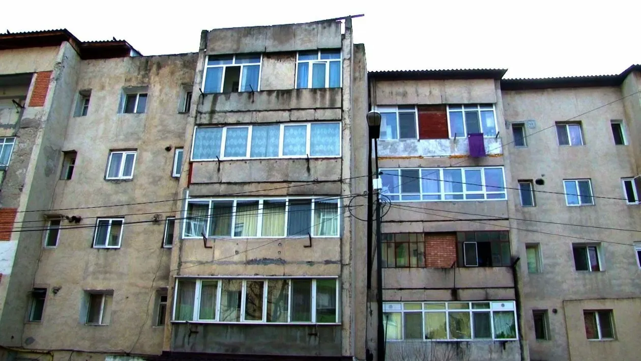 A pierdut pariul cu viaţa! Un bărbat din Dâmboviţa s-a spânzurat după ce soţia l-a părăsit pentru că era mare amator de jocuri de noroc