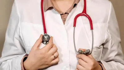 Medicii amenință cu greva generală