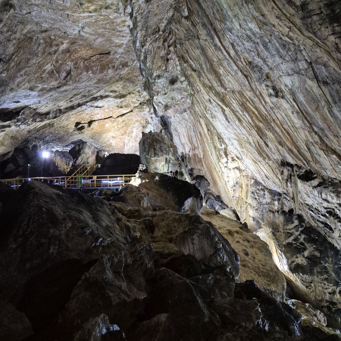 Sursa foto: Facebook Peştera Ialomiţei - Bucegi