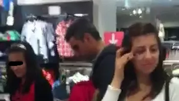 Robert Turcescu nu e doar artist si jurnalist, este si... stilist! Fiica lui nu iese la shopping fara el! Imagini-marturie!