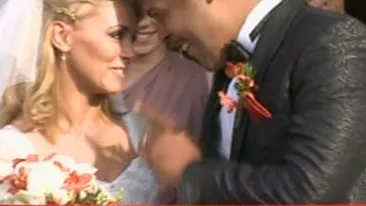 Andreea Patrascu a lacrimat la finalul cununiei religioase: De fiecare data cand imi trecea prin cap sa plang toata lumea ma certa