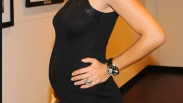 Asta da surpriză! Încă o vedetă a decis să spună adevărul despre sarcină: „Da, va mai veni un bebeluș în familia noastră”