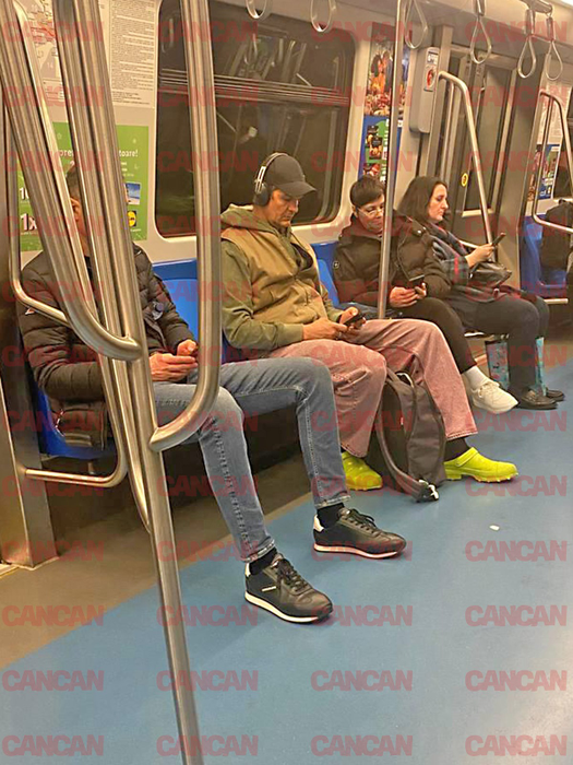 Cum a fost surprins Tudor Chirilă în metrou? Oamenii și-au dat coate când l-au văzut