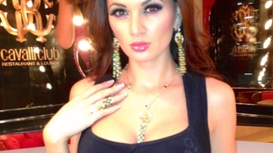 Ramona Gabor e pe cai mari! Se distrează de minune în însoritul Dubai, dar spune că simte dorul frigului din România. Tu o crezi?
