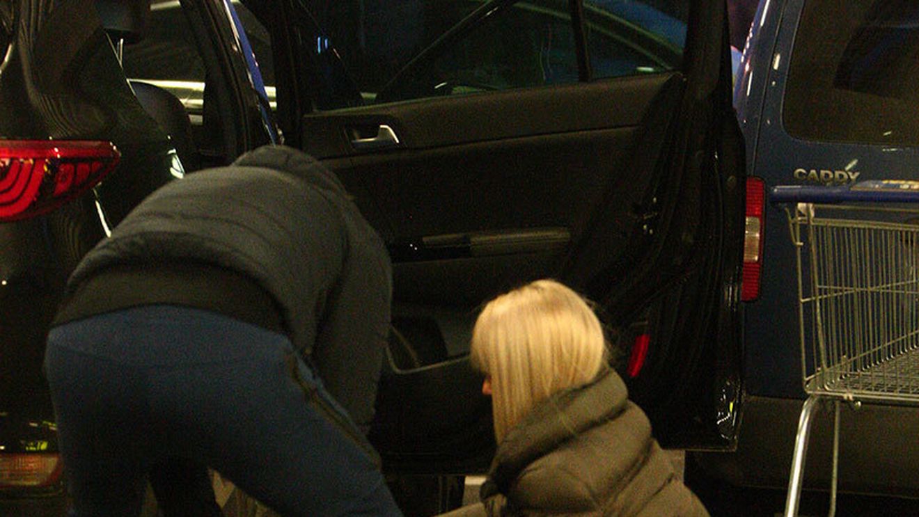 Oficial, sunt divorţaţi! Ce gest a făcut fosta soţie pentru Meme Stoica! I-am fotografiat în timp ce… 