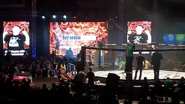 Xena de Romania, ardeleanca care se lupta in cusca, a luat bataie in ultima gala! “Totusi e MMA, nu balet!”