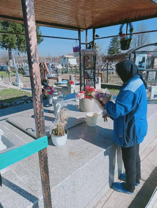 Mama Denisei nu poate să treacă peste pierderea suferită