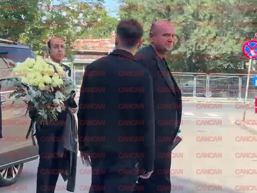 Nick Rădoi la priveghi