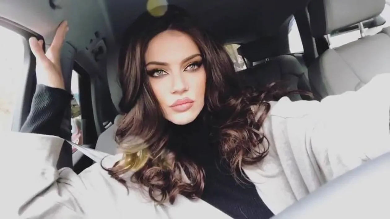 Se mărită Cristina ICH? Detaliul care a dat-o de gol pe Angelina Jolie de România