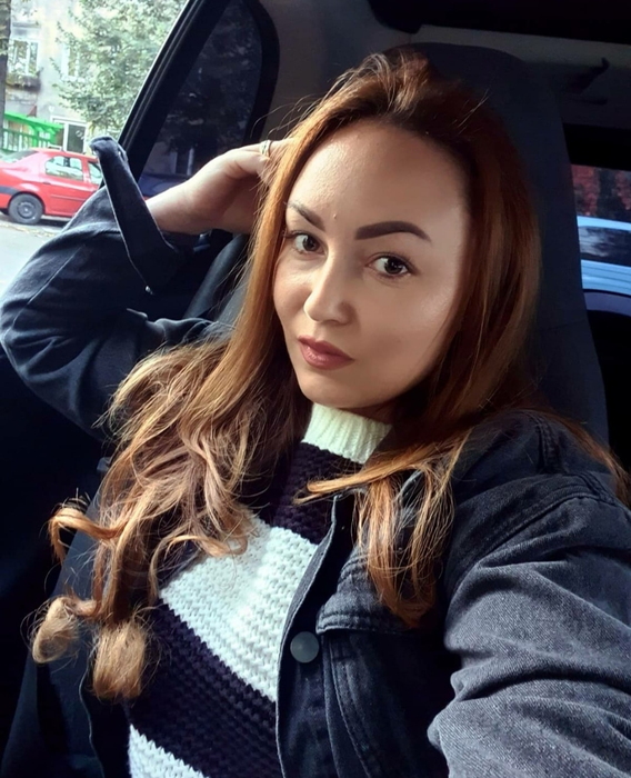 Alexandra Văcăruși, supranumită Regina cristalelor, mămică de o lună și jumătate