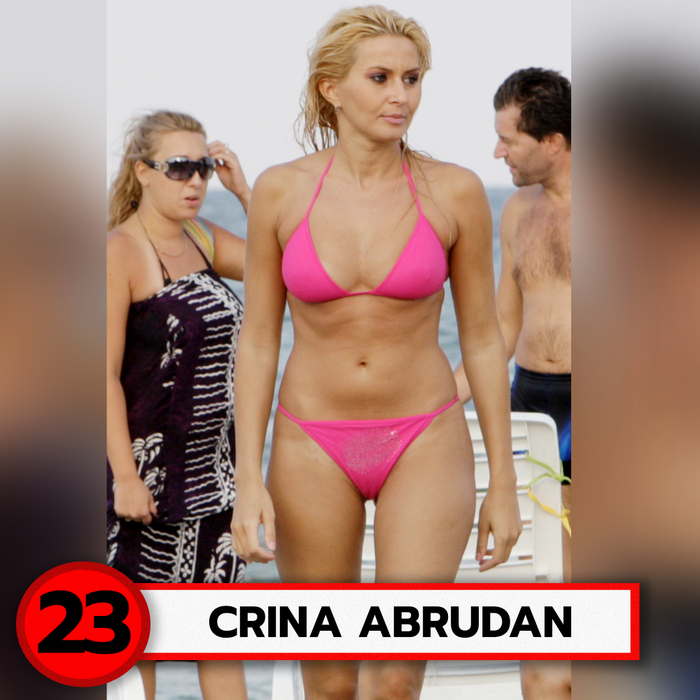 Top 30 cei mai discreți sâni din showbiz. Ce poziții ocupă Corina Caragea, Sandra Izbașa sau Iulia Albu?!