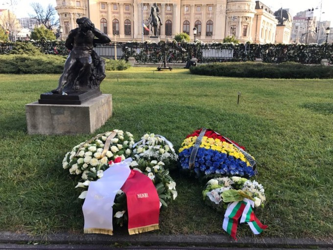 Mii de oameni i-au adus un ultim omagiu Regelui Mihai. Casa Regală, anunţ despre gestul făcut în memoria Majestăţii Sale Defuncte