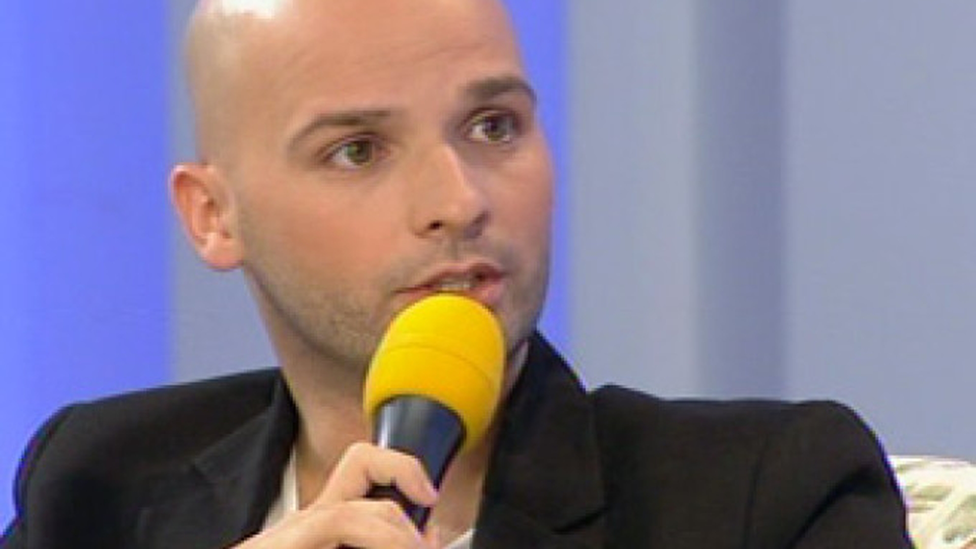 După o căsnicie eşuată, Andrei de la Alb Negru nu vrea să mai audă de relatii de durată: "N-am timp şi nici nu-mi doresc"