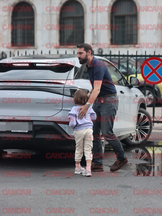 Principele Nicolae, împreună cu familia