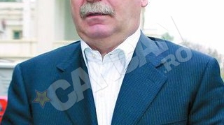 Dinu Gheorghe nu a mai suportat sa lucreze cu George Copos! Si-a strans lucrurile si a plecat!