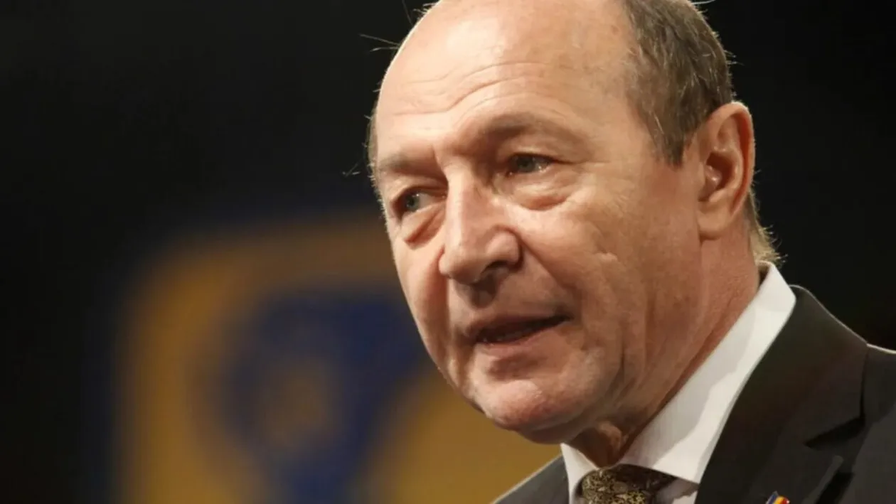 BREAKING! Traian Băsescu, operat pe inimă! Fostul președinte a fost dus la Paris