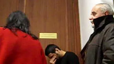 Zi grea pentru sustinatorii lui Visan! Proful de sport a fost arestat pentr 29 de zile! Suntem tristi! Nu stim in ce temei s-a luat aceasta hotarare