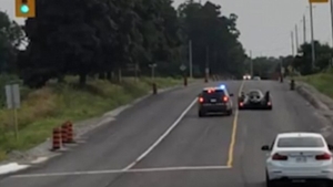 Batman, tras pe dreapta de Poliție! Cum a fost surprins pe o autostradă din Canada