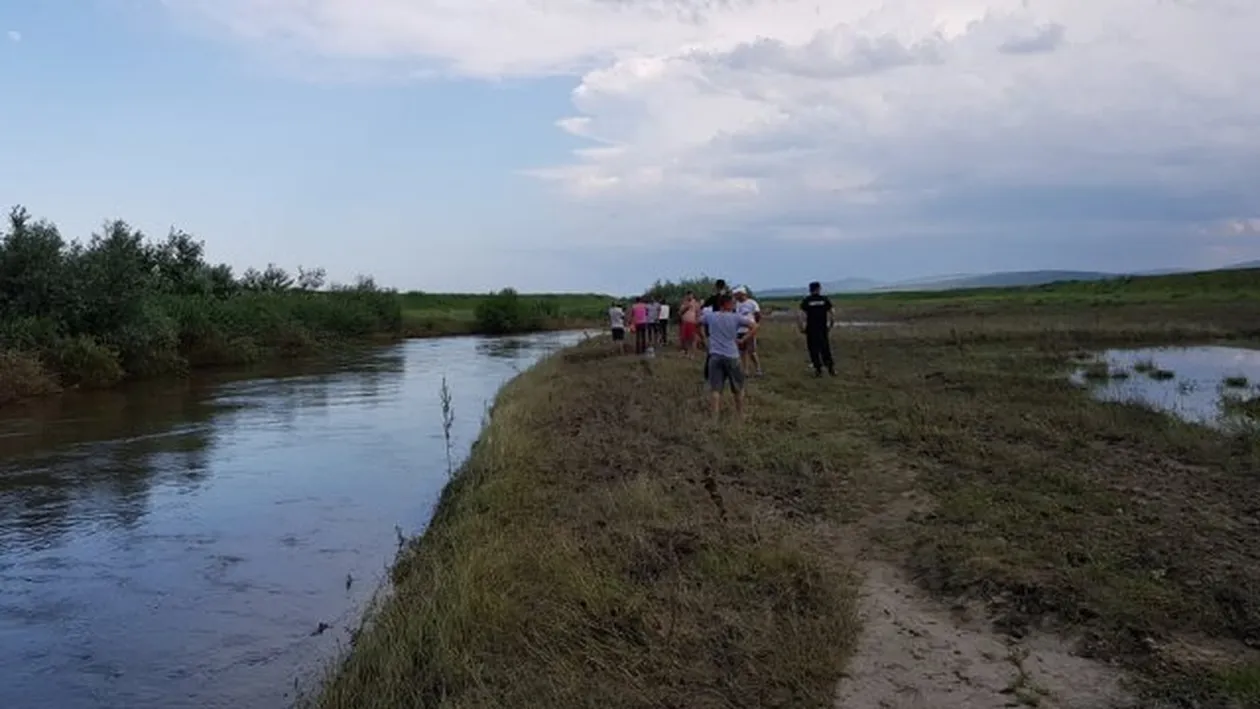 Un băiat de 12 ani din Iași a murit chiar după serbare. Copilul s-a înecat