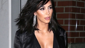 Câţi bani câştigă Kim Kardashian cu o singură postare pe reţelele sociale: „Produsele se vând imediat…“