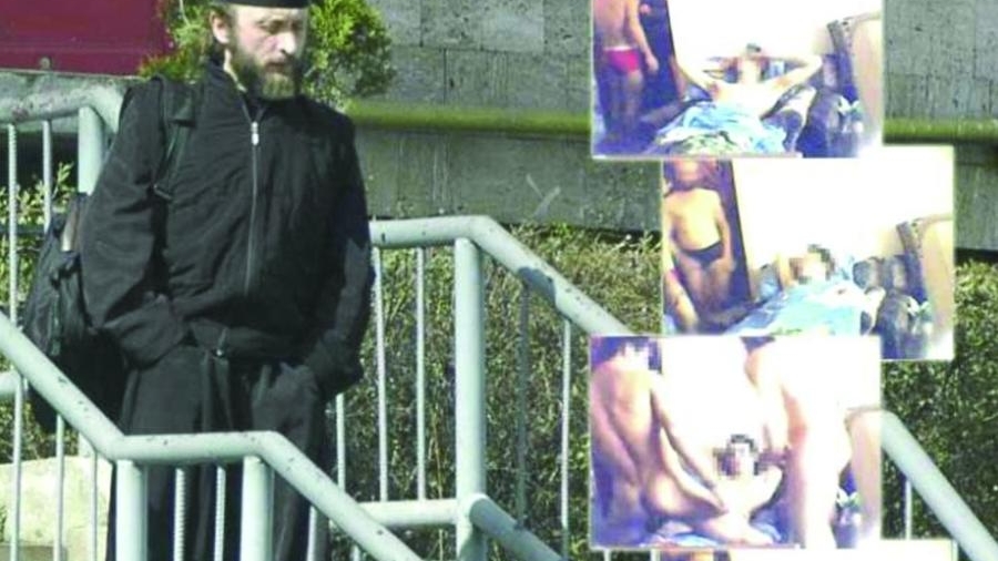 Sex in grup in haine bisericesti