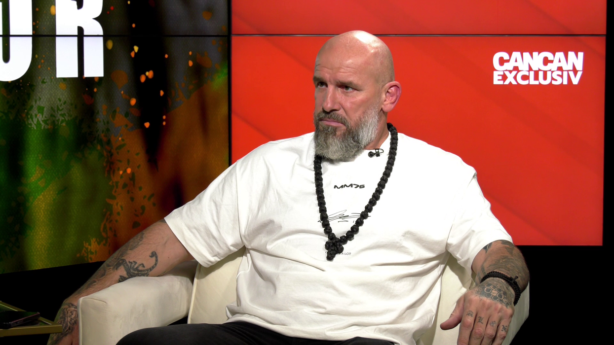 Fostul component al echipei Faimoșilor a divulgat detalii de culise de la Survivor ALL STARS, emisiune difuzată la Pro TV în fiecare marți, miercuri și joi, de la 21:30 (Foto: captură video)