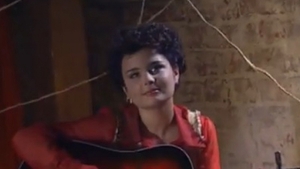 Surpriza de proportii la Vocea Romaniei! Tanara care canta “Ochii tai” a revenit pe scena, dupa 14 ani! Asa arata ACUM