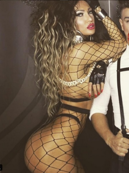 Larisa Bercea s-a transformat faţă de cum era în urmă cu cinci ani de zile, devenind o bombă sexy!