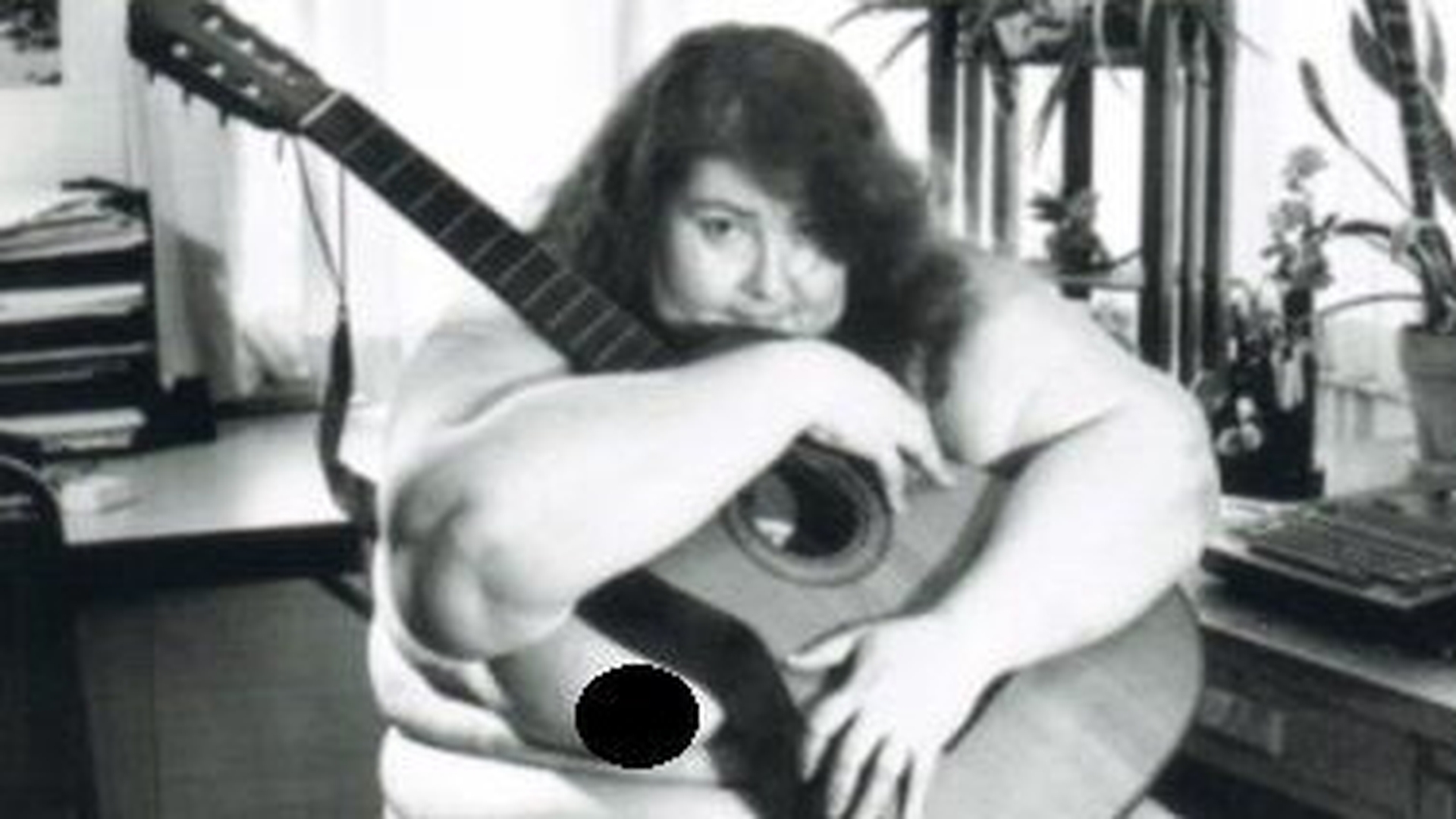 Ce-o fi fost in mintea lor? Top 15 cele mai urate coperte de albume!