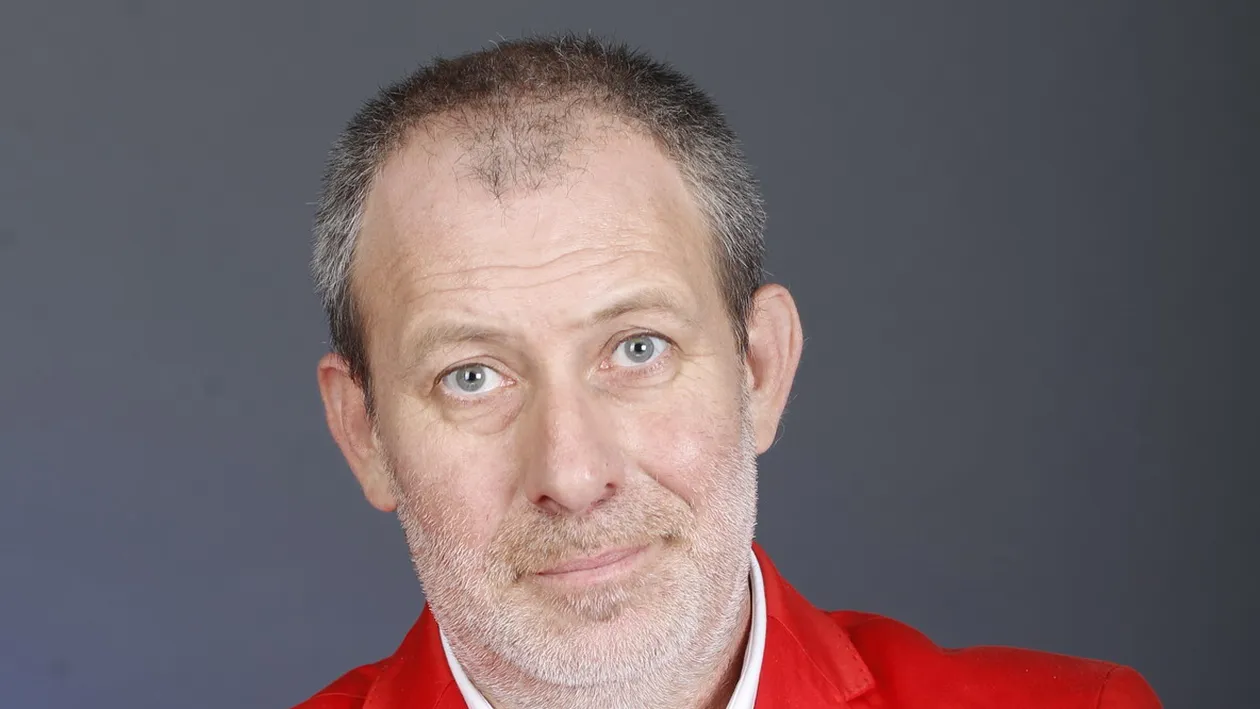 Busu: „Nu am carnet de conducere, nu am fost in Dubai, nu stiu ce inseamna SPA si, n-o sa va vina sa credeti, ma spal!”